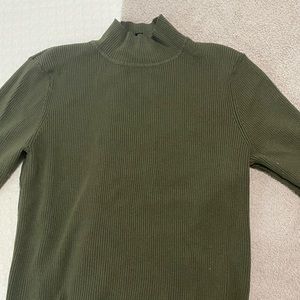 MOCK NECK Cropped Long Sleeve